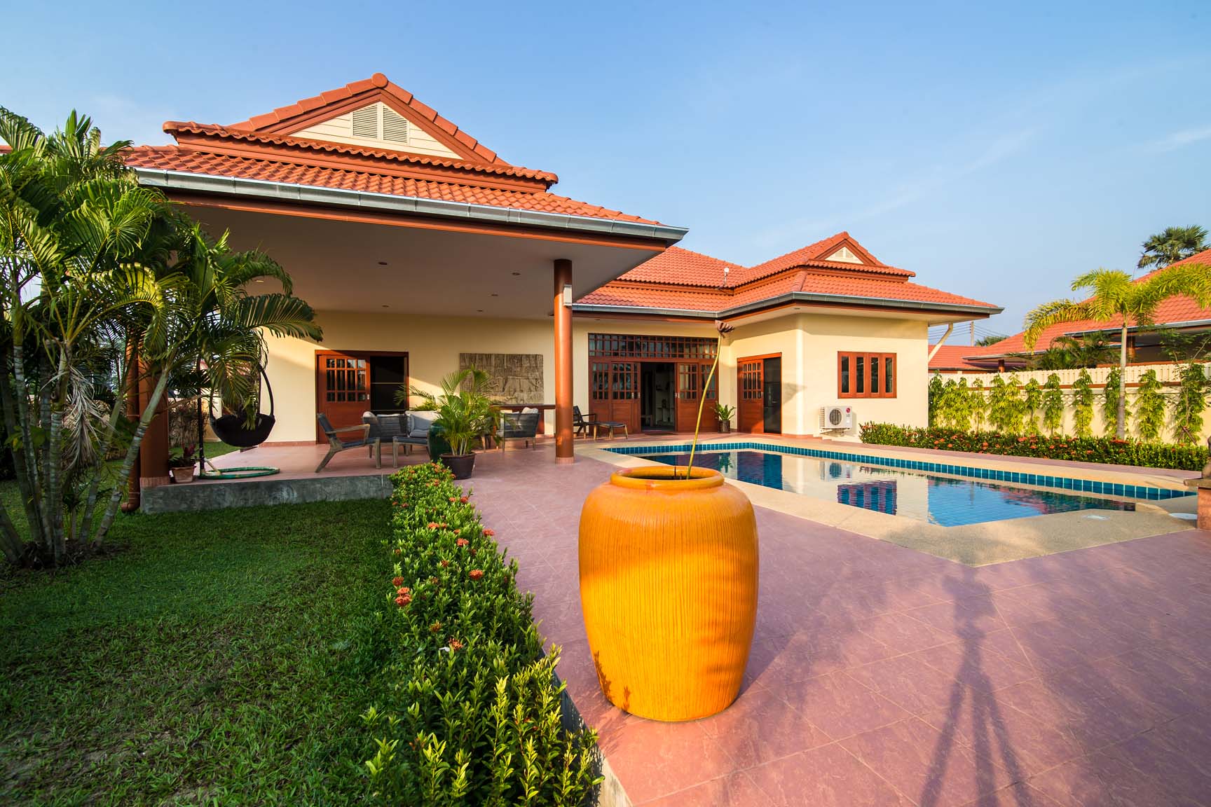 SUGAR PALM VILLAS PHASE 2 - OFF-PLAN, RESALES ON PHASE 1