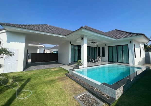 AILEEN VILLAS PHASE 1 : resales on Phase 1 see here